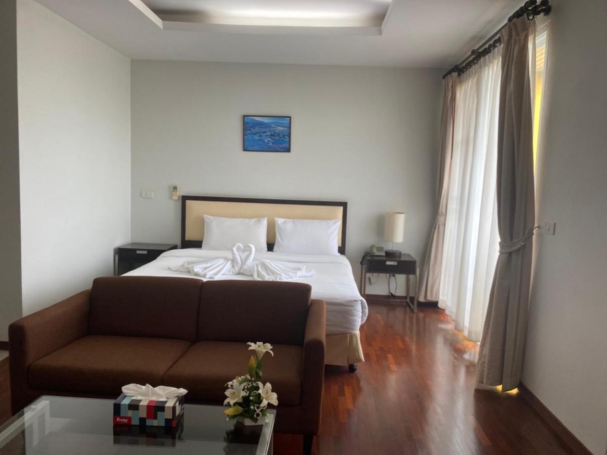 Si Maha Phot The Park 304 Executive Serviced Apartment מראה חיצוני תמונה