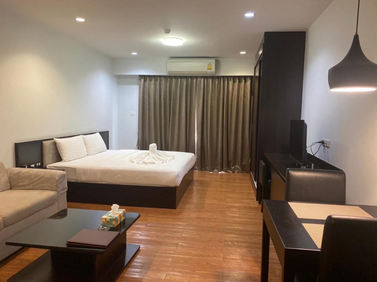 Si Maha Phot The Park 304 Executive Serviced Apartment מראה חיצוני תמונה