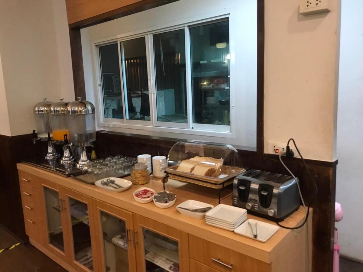 Si Maha Phot The Park 304 Executive Serviced Apartment מראה חיצוני תמונה