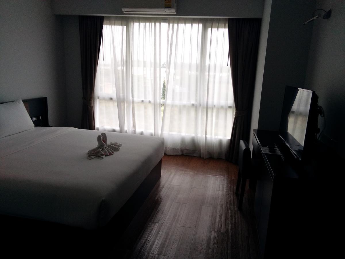 Si Maha Phot The Park 304 Executive Serviced Apartment מראה חיצוני תמונה