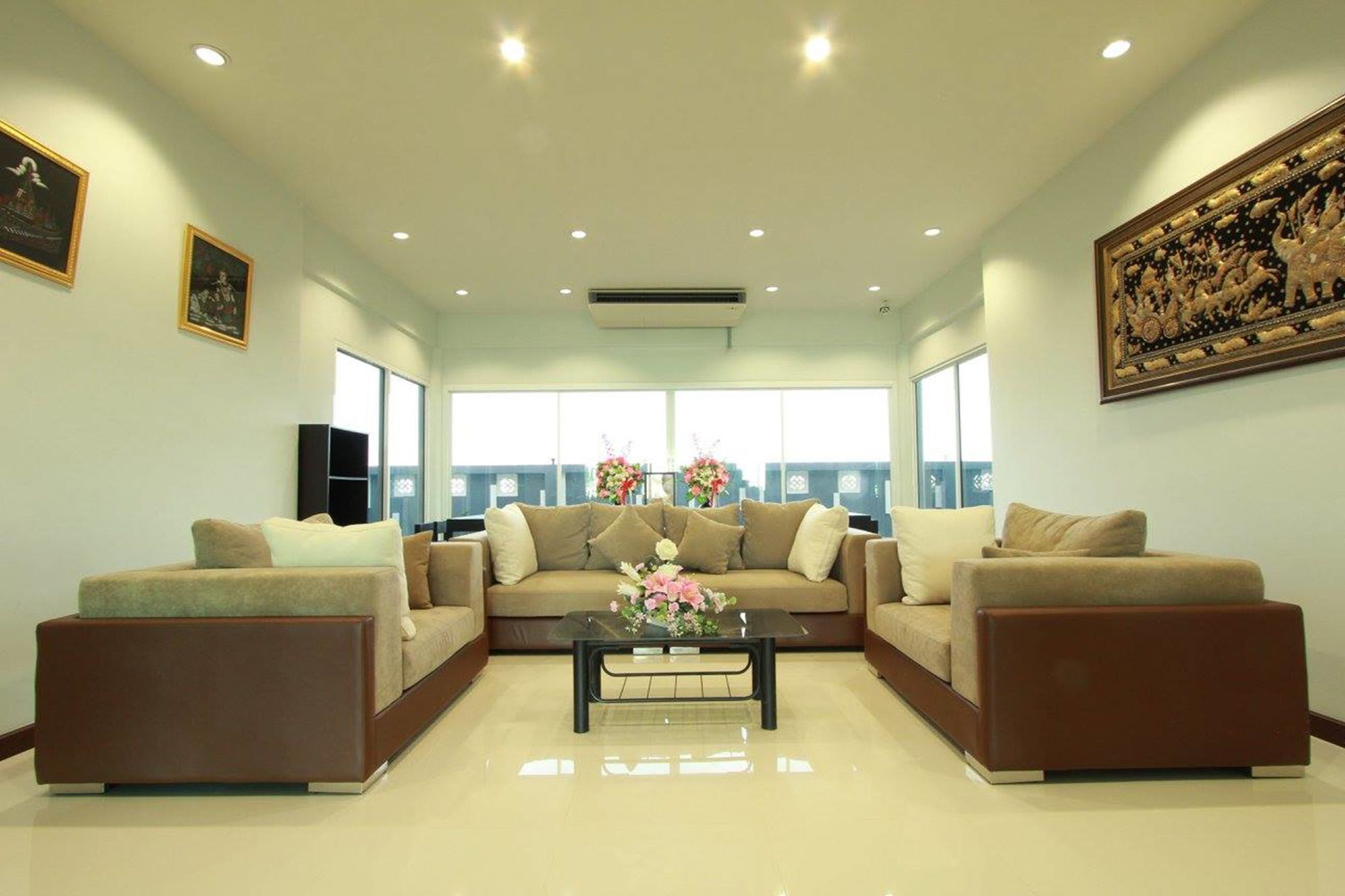 Si Maha Phot The Park 304 Executive Serviced Apartment מראה חיצוני תמונה